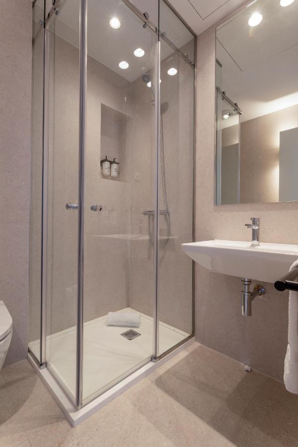 Uma Suites O'Donnell Madri Exterior foto