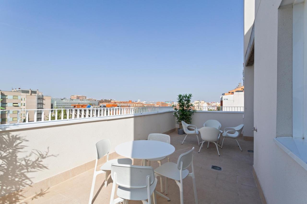 Uma Suites O'Donnell Madri Exterior foto